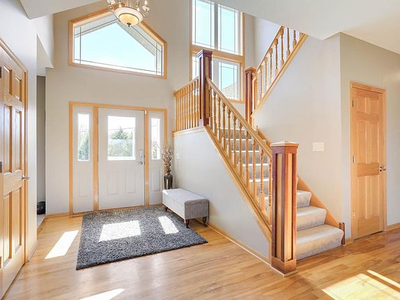 4th image of 407 Fairhaven Dr