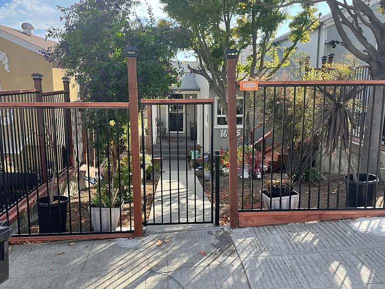16935 Ehle St — Photo 1