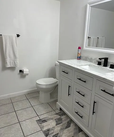821 SW 13th Ct #B — Photo 11