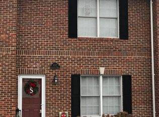 1737 Blakewood Ct, Kingsport, TN 37660