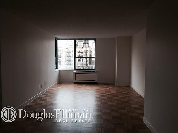 4th image of 247 W 87th St APT 22F