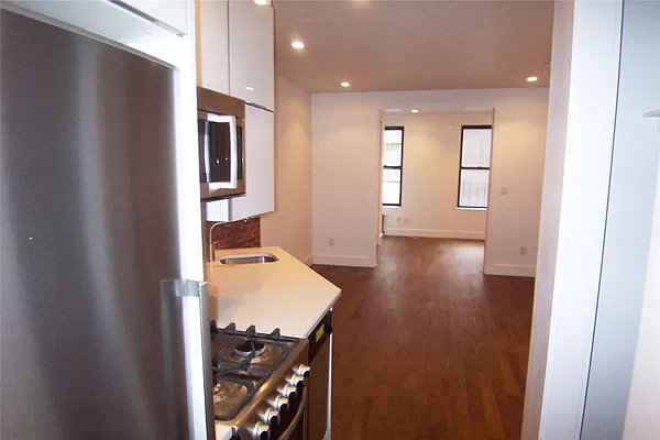 Rented by Maz Group NY | media 9