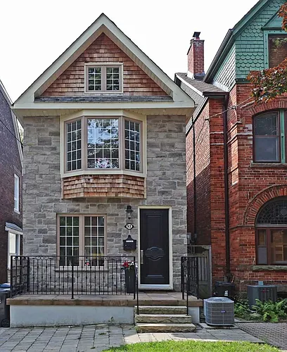 93 Langley Ave Photo 1