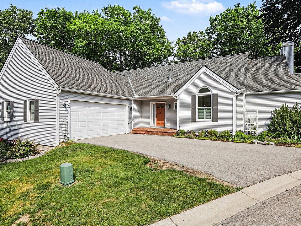 1st image of 542 Heritage Dr