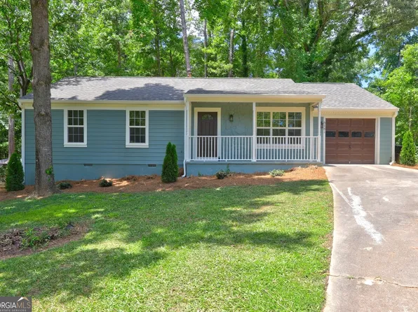 6181 Valdez Dr, Rex, GA 30273