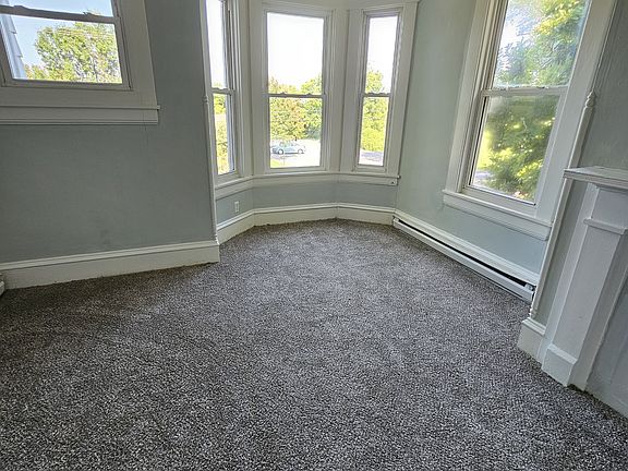 3rd image of 11542 Somerset Ave #11393394