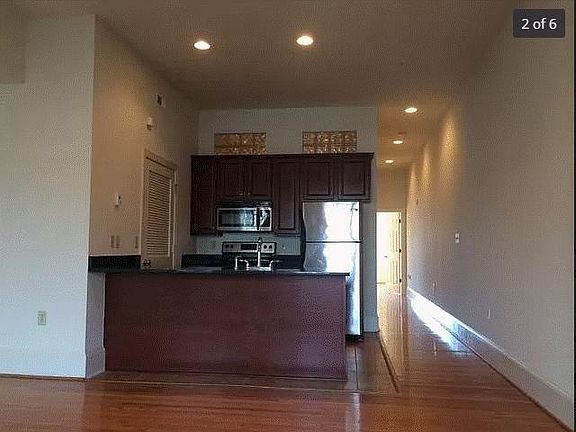 4th image of 9 S Brunswick St