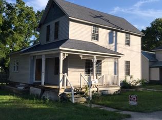 107 W Saint Marys St, Decatur, MI 49045