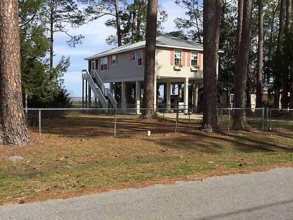 2nd image of 125 Clark Dr