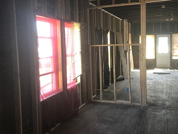 5th image of 12113 Union Ave