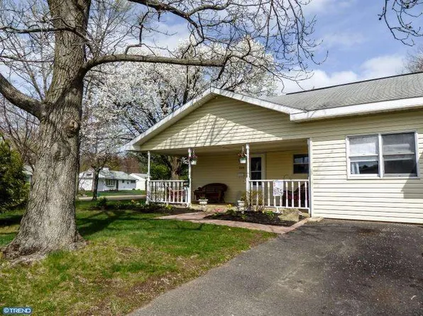 216 Brentwood Rd, Fairless Hills, PA 19030