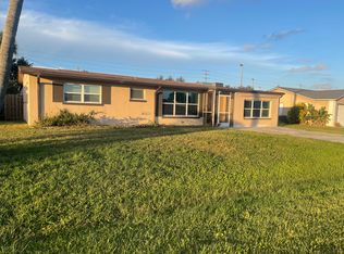 1355 Golf Dr, Fort Myers, FL 33919