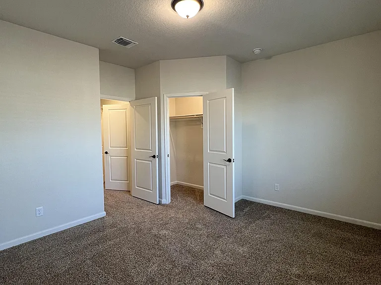 7513 Astro Fld — Photo 38