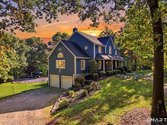 3rd image of 46 Bloomer Road