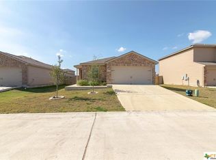 213 Denson Ln, Jarrell, TX 76537