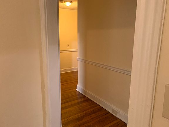 5th image of 360 Riverway APT 4