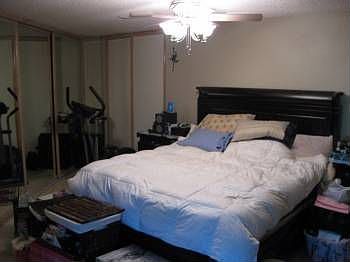 2nd image of 3010 Montrose Ave APT 12