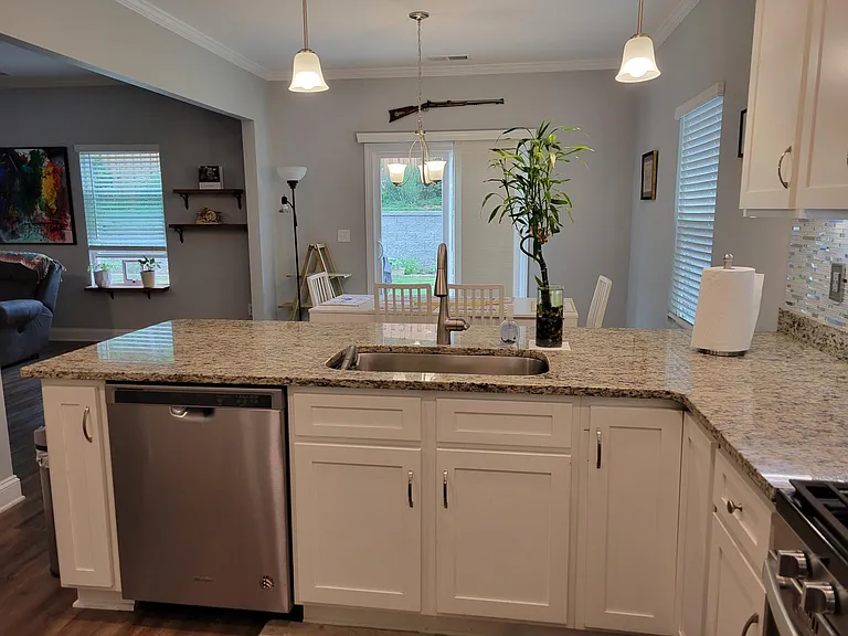 444 Maramec St — Photo 11
