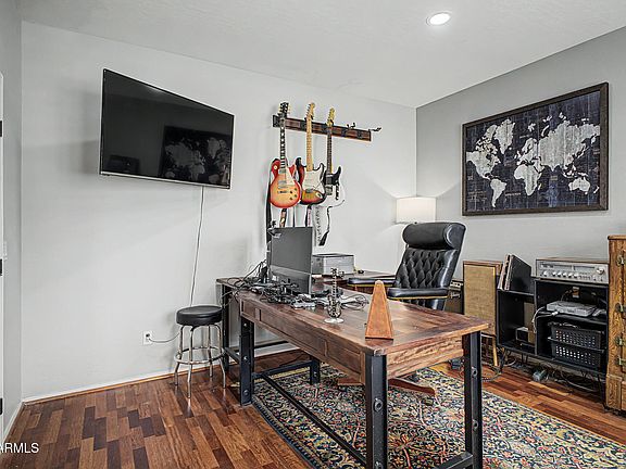 4th image of 4132 E REDFIELD Avenue