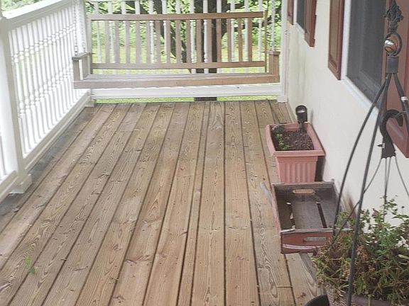 3rd image of 146 McIntosh Ct
