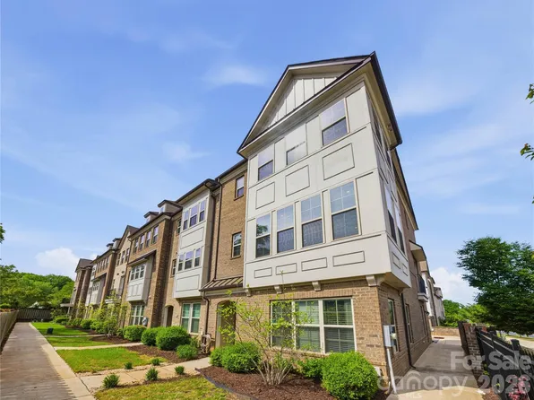 1105 Towns Hill Way, Charlotte, NC 28210