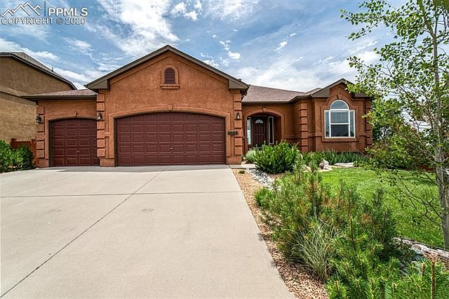 1st image of 9855 Kings Canyon Dr