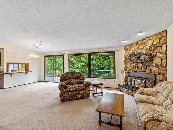 4th image of 1520 Evergreen Park Lane SW