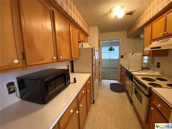 4th image of 106 Kreekview Dr