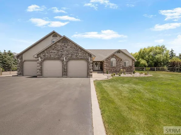 1061 N 1200 E, Shelley, ID 83274