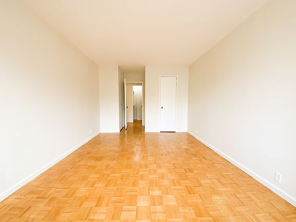 5th image of 225 W 83rd St APT 7I