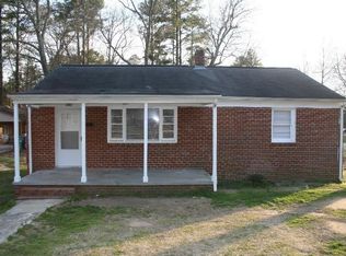 1300 Woodland Ave, Sanford, NC 27330