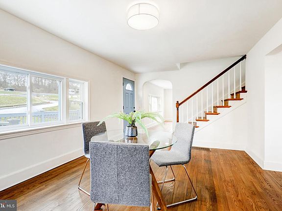 4th image of 125 Irish Ln