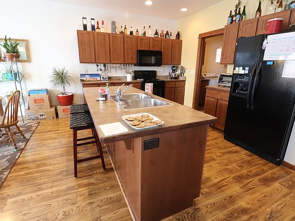 3rd image of 1727 Buckrake Ave