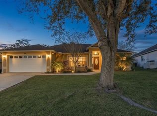 129 Compass Rose Dr, Groveland, FL 34736