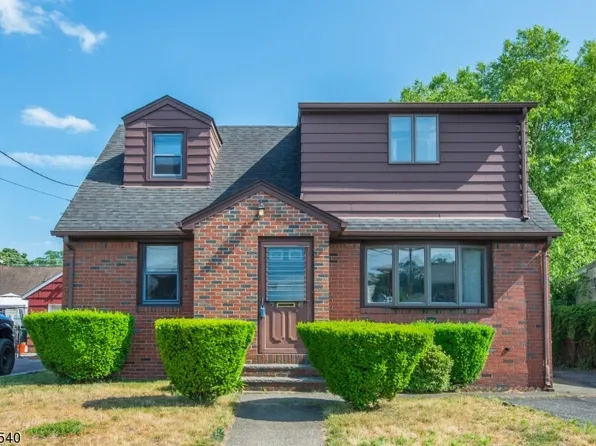 76 13Th Ave, Elmwood Park Boro, NJ 07407