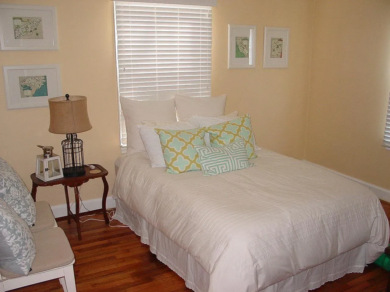 2 bed, 890 sqft, $1,800 — Photo 4
