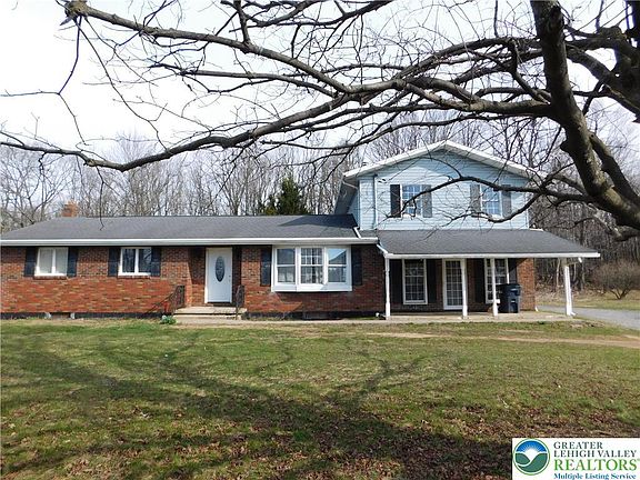 2nd image of 231 Morea Rd W