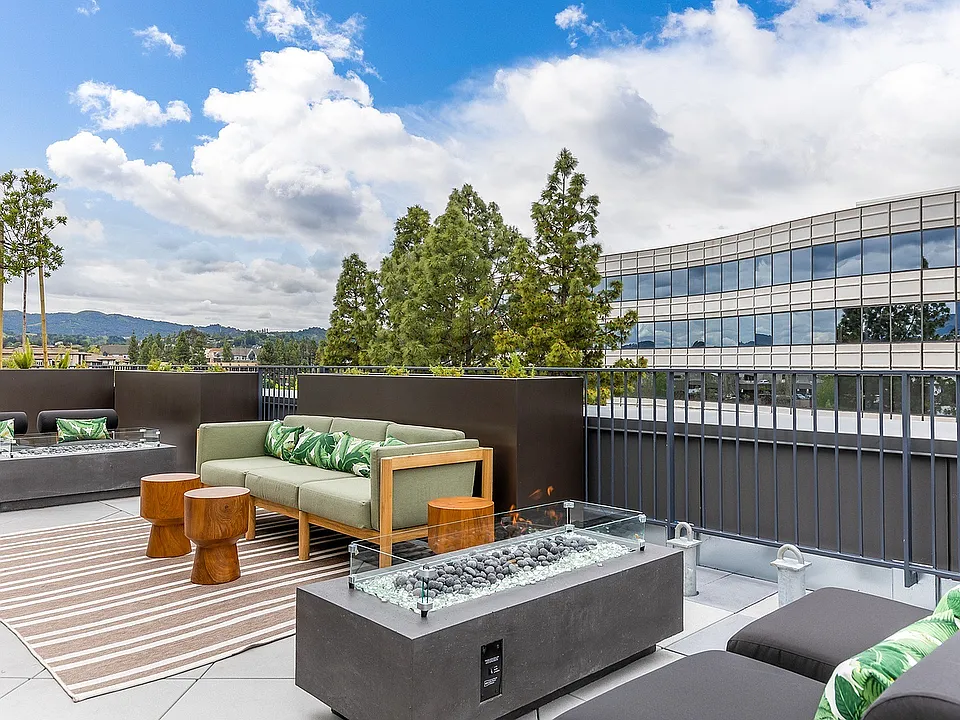 Akin Residences