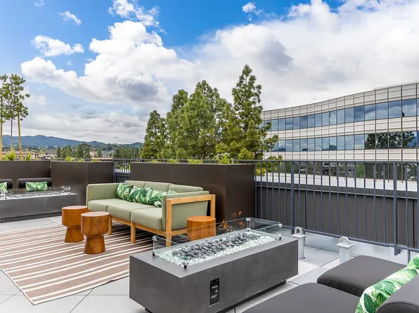 Akin Residences