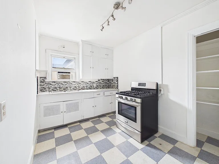 1920 Richmond Ave #4 — Photo 14