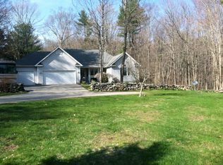 350 Hampton Rd, Chaplin, CT 06235