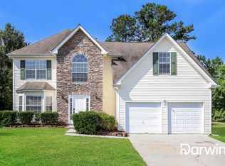 1353 Pebble Ridge Ln, Hampton, GA 30228