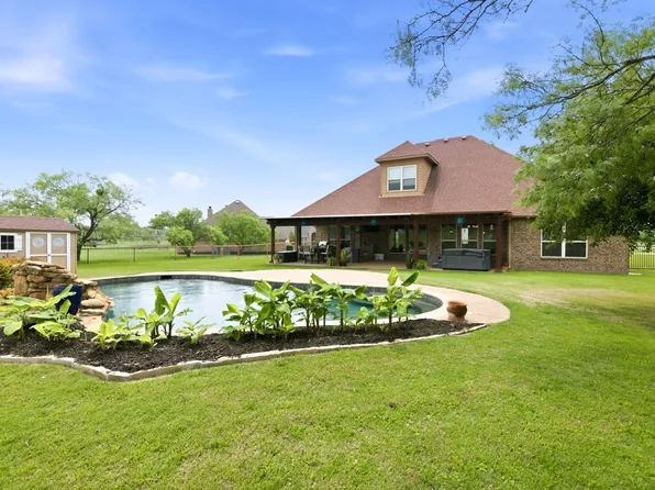 107 Goldmine Ct, Aledo, TX 76008