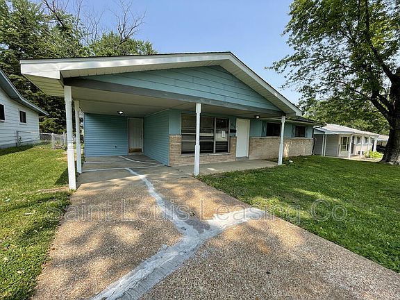3rd image of 615 Naomi Ave