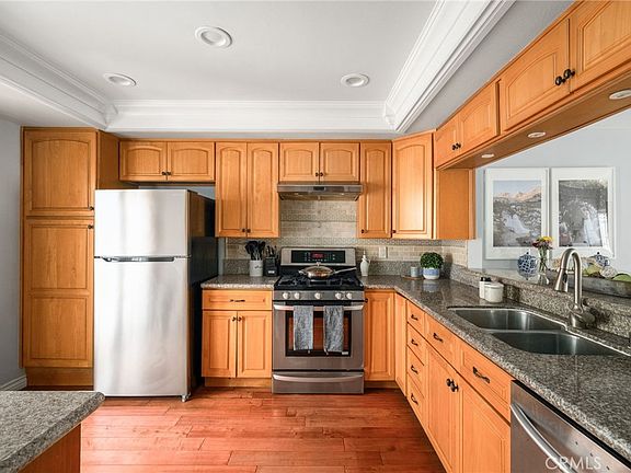 3rd image of 2700 Arlington Ave APT 115