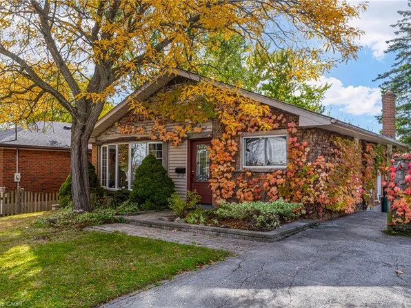 1258 Fisher Ave, Burlington, ON L7P 2L4