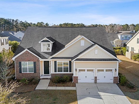 2nd image of 5 Ashstead Lane