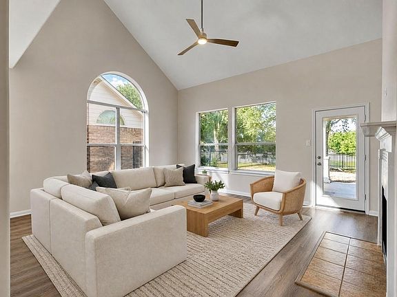 4th image of 16310 Pinon Vista Dr