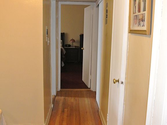 3rd image of 13921 85th Dr #6B