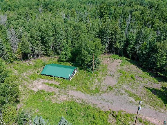 4th image of 1397 Bourdage Rd
